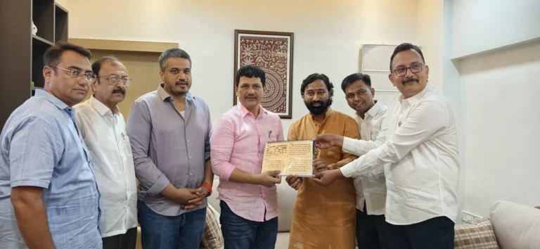 📰 सिंदी-रेल्वेसाठी ग्रामीण रुग्णालयाचा मार्ग मोकळा? — आरोग्यमंत्री आंबीटकर यांच्यासोबत सकारात्मक चर्चा